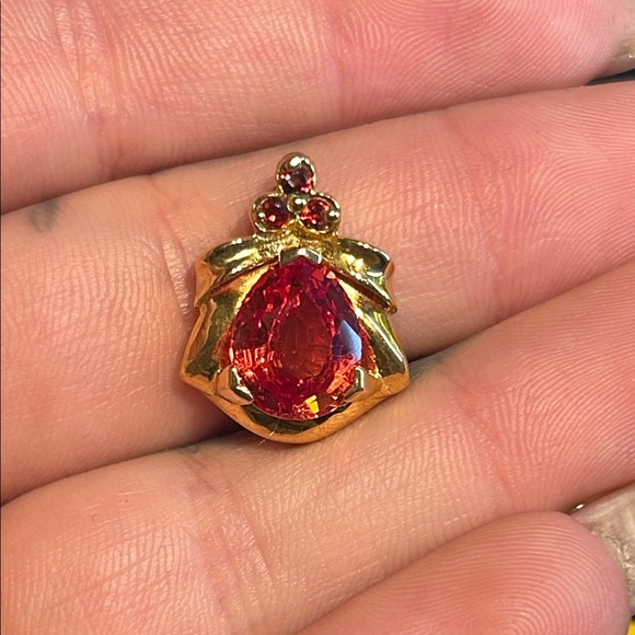 Jewelry - Elegant Gold and ORANGE SAPPHIRE TINA Gemstone pendant